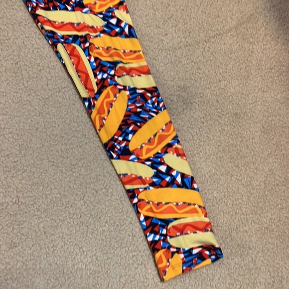 LuLaRoe Hot Dog Print OS Size 0-10 Leggings BBQ 4th of July Americana Fireworks - Picture 9 of 11